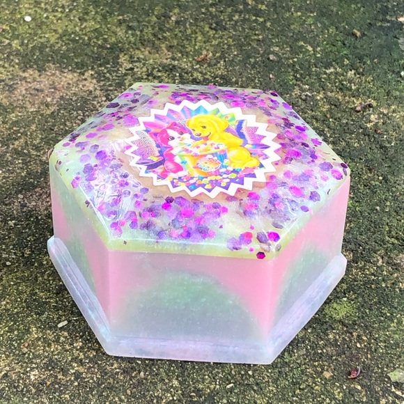 Handmade Lisa Frank Cat Dog UV Resin Trinket Box - Picture 9 of 16